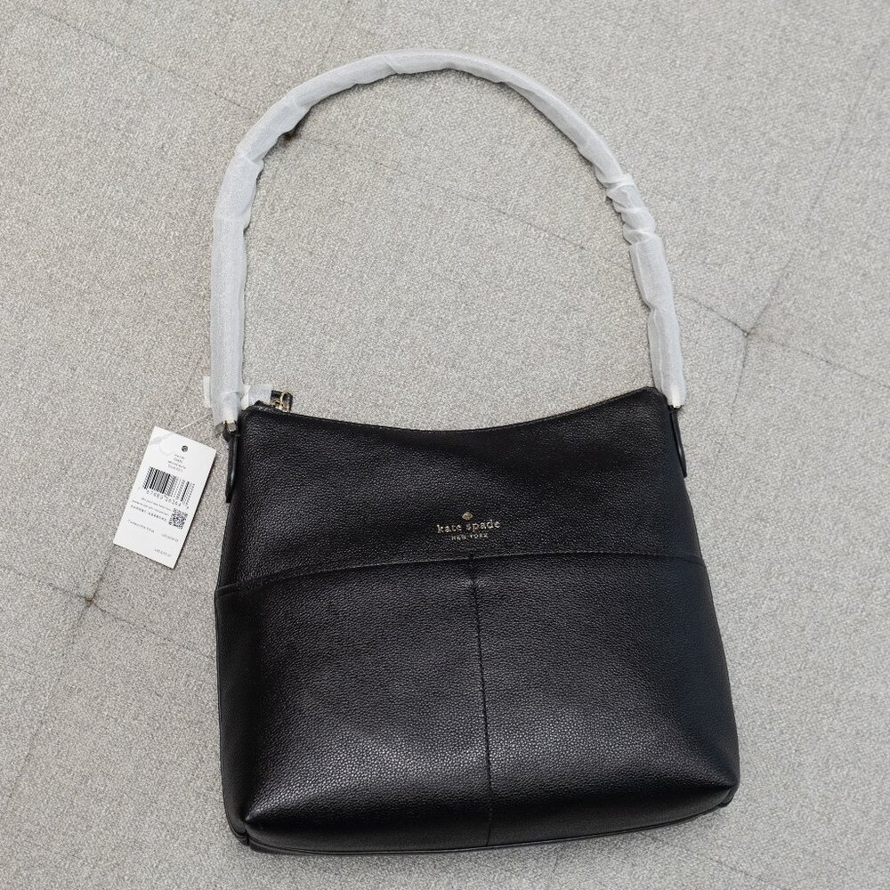 NWT Kate Spade black leather shoulder purse! 🎁